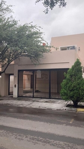 Casas en renta - 160m2 - 3 recámaras - San Nicolás de los Garza - $15,500
