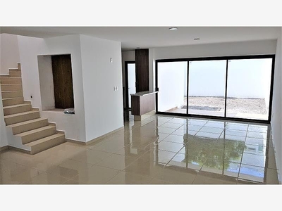 Casas en renta - 180m2 - 3 recámaras - Milenio III - $17,900