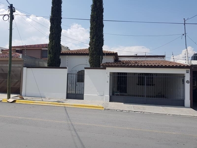 Casas en renta - 220m2 - 3 recámaras - Saltillo - $16,000