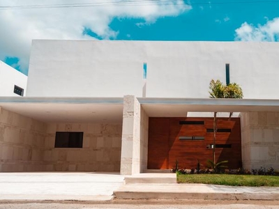 Casa en renta en Residencial Montecristo Mérida