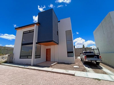 Casas en venta - 134m2 - 3 recámaras - Tequisquiapan - $3,500,000