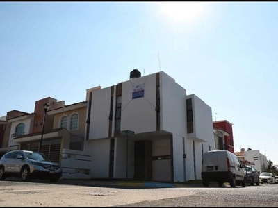 Casas en venta - 135m2 - 3 recámaras - Zapopan - $3,100,000