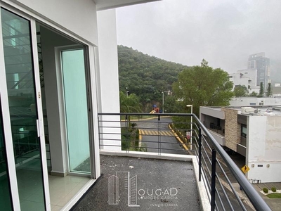 Casas en venta - 207m2 - 3 recámaras - Lomas del Paseo - $8,800,000