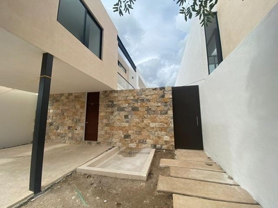 Casas en venta - 231m2 - 3 recámaras - Cholul - $2,990,000