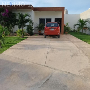 Casas en venta - 380m2 - 2 recámaras - Residencial Colonia México - $2,200,000