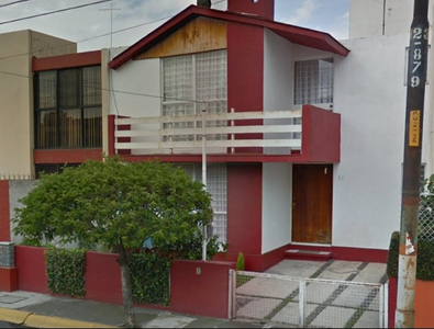 Casa En Venta En Naucalpan, Col. Ciudad Satelite, Tum