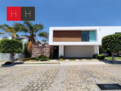 Casa En Venta Lomas De Angelópolis 1