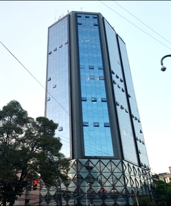 Granada, 150m2 En Edificio Remodelado, Amplia Área Abierta De Trabajo, Baño Interno, Vista Panorámica, Cerca Metro.