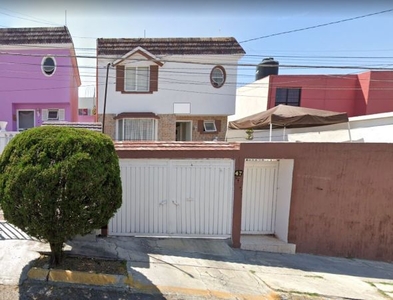 Bonita casa en remate en Rincón Arboledas Puebla, excelentes terminados gj-mlam