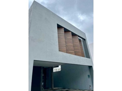 Casa de diseño única en Cumbres Élite Premier, García