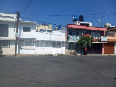 CASA EN VENTA EXCELENTE UBICACION