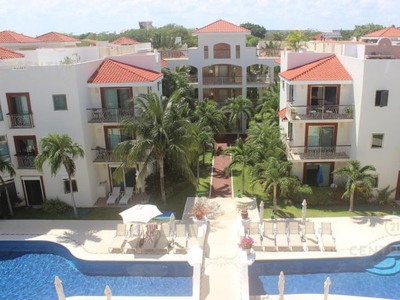 En venta lujoso departamento en Paseo del Sol, Playacar, Playa del Carmen P2837