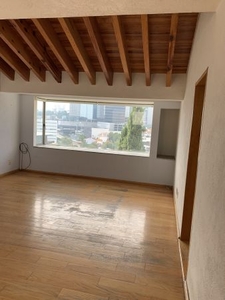 HERMOSA CASA EN VENTA EN UNO DE LOS FRACCIONAMIENTOS MAS BONITOS DE INTERLOMAS!!