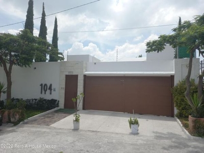 Villas del Mesón casa estilo mexicano en VENTA de 3 recamaras ICOM