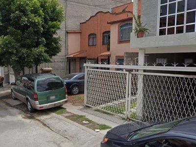 Casa en venta Calle Eucaliptos, Fracc Unidad San Buenaventura, Ixtapaluca, México, 56530, Mex