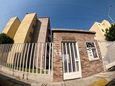 Departamento en renta Avenida San José 120, Mz 068, San José Ixhuatepec, Tlalnepantla De Baz, Estado De México, México