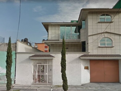 CASA EN VENTA DE REMATE , VENUSTIANO CARRANZA.