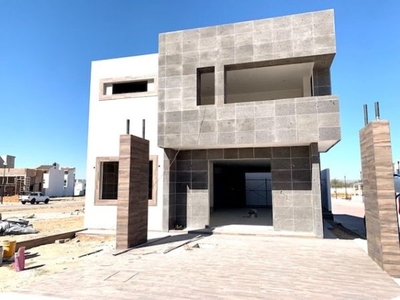 CASA EN VENTA RESIDENCIAL LAS PLAZAS AL NORTE DE AGUASCALIENTES (MONY)