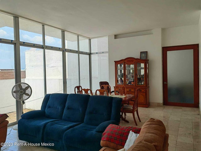 Casa De Segunda Mano, 3 Recamaras. Lomas De Juriquilla - Venta