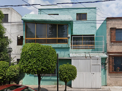 Casa En Nueva Santa María, Azcapotzalco. Increíble Oportunidad De Remate Bancario.
