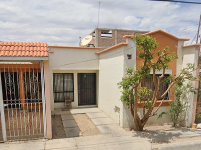Casa En Venta En El Cedazo, Aguascalientes, Remate Bancario, Solo Pago De Contado Gh*