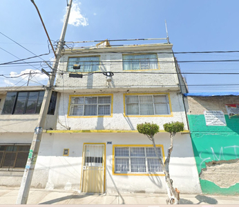 Casa En Venta En La Colonia San Felipe, G.a.m. Jg17