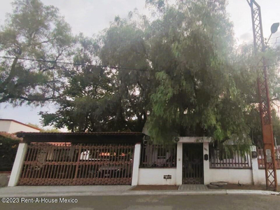 Villas Del Mesón Casa De 5 Recamaras Y 381 M2 En Venta Pmc187