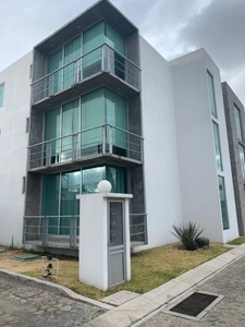 Departamento en venta planta baja en momoxpan cerca de Udlap.