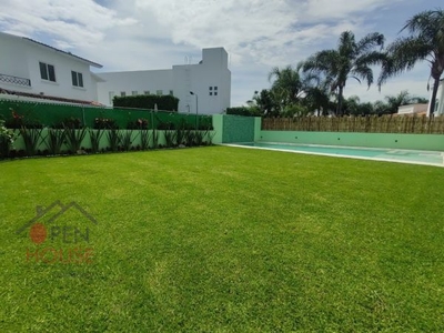 Hermosa Residencia en lomas de cocoyoc