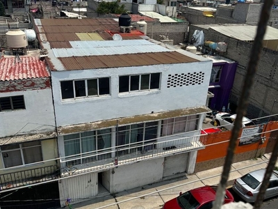 Casa en venta Calle La Espiga 125, Mz 012, Benito Juárez, Nezahualcóyotl, Estado De México, México