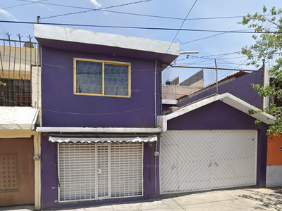 Casa en venta Iglesia De Sto. Domingo 382, Evolucion, 57700 Cdad. Nezahualcóyotl, Méx., México