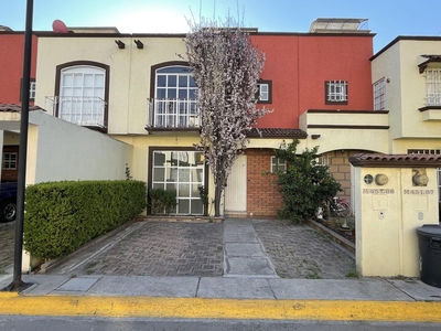 Doomos. Casa en condominio en HDA DE LAS ANIMAS, HACIENDA DEL VALLE II, TOLUCA EDO MEX