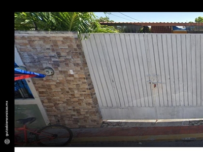 Doomos. Casa en Remate Bancario en Barrio San Francisco, Campeche