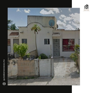 Doomos. Casa en Remate Bancario en Hacienda Real del Caribe