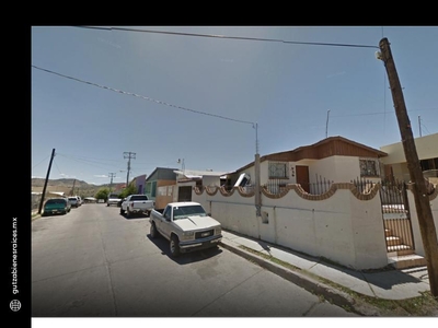 Doomos. Casa en Remate Bancario en Nuevo Nogales, Nogales, Sonora