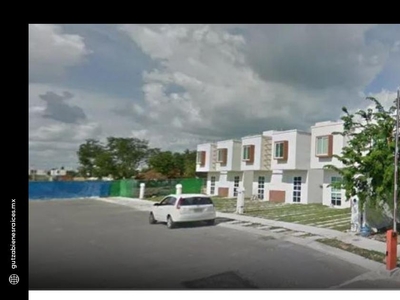 Doomos. Casa en Remate Bancario en Playa Azul, Solidaridad, Quintana Roo