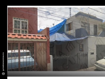Doomos. Casa en Remate Hipotecario Zamora de Hidalgo Centro