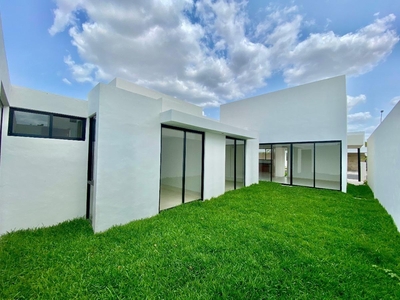 Doomos. Casa en venta al norte de Mérida, Cholul.