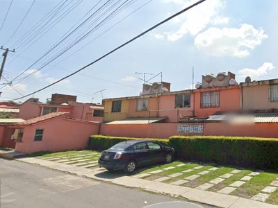Doomos. Casa en venta, Col. Carlos Hank Gonzalez, Toluca, Edo. de México