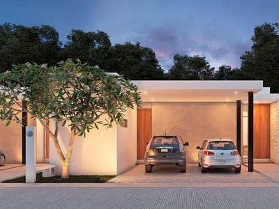 Doomos. Casa en venta con alberca en privada Residencial ubicada en Conkal, Yucatán.