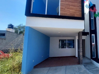 Doomos. Casa en venta con tres habitaciones en Zacatelco, Tlaxcala