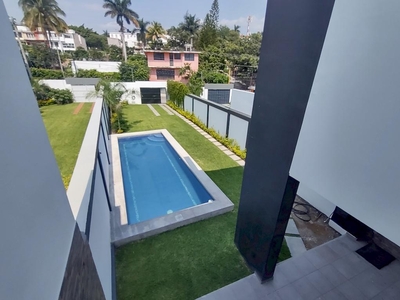 Doomos. Casa en VENTA en Fraccionamiento Brisas de Cuernavaca, Temixco Morelos.