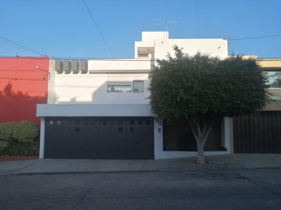 Doomos. CASA EN VENTA EN LOMAS 4TA SECCION, SAN LUIS POTOSI