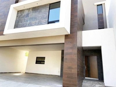 Doomos. Casa en Venta en Santa Isabel Residencial, Carretera Nacional