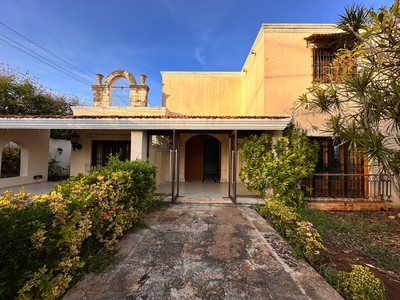 Doomos. CASA EN VENTA MERIDA, COLONIA MEXICO, ENTREGA INMEDIATA.