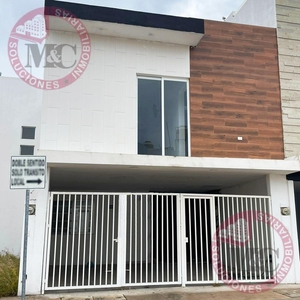 Doomos. Casa en Venta ubicado en Fraccionamiento La Misión, Jesús María, Aguascalientes.