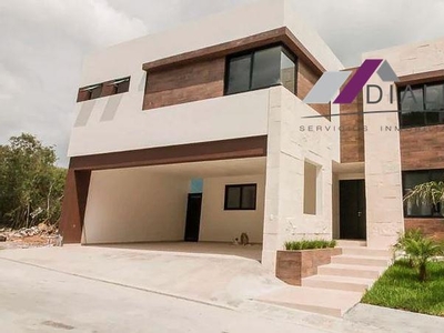 Doomos. Col. Carolco - CARRETERA NACIONAL - Casa en Venta Monterrey Zona Sur