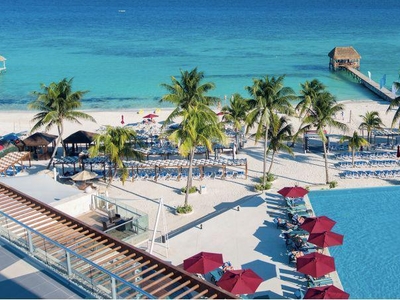 Doomos. Condo-hotel 2 recamaras con club de playa privado y amenidades de lujo en venta