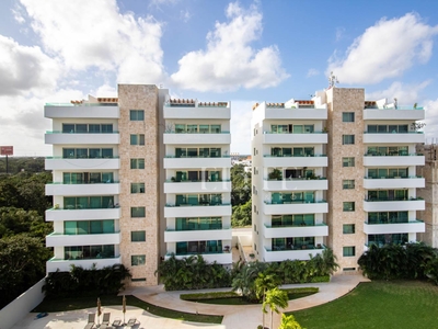 Doomos. Departamento PH en Venta con Roof privado en Residencial Aqua Cancun