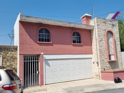 Doomos. EN VENTA CASA EN COLONIA DEL VALLE - San Pedro Garza García N.L.